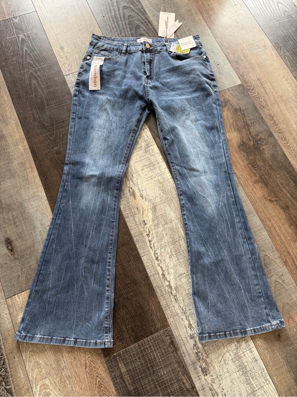 NWT Bamboo Jeans Womens 15 Bootcut Stretch Denim Blue Super Soft